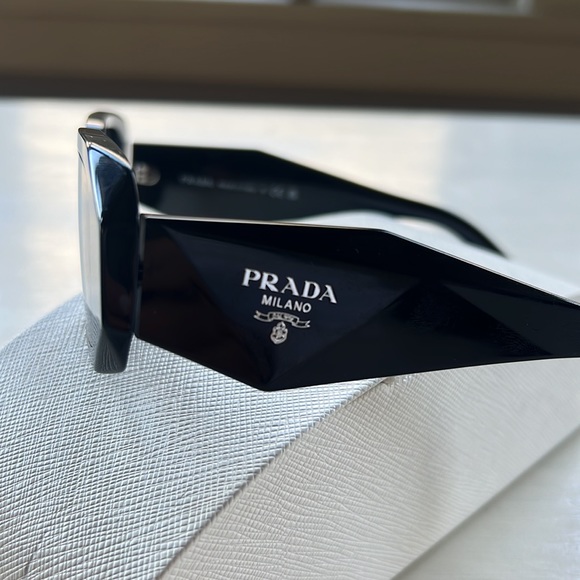 Prada 15WS Sunglasses - Picture 2 of 4